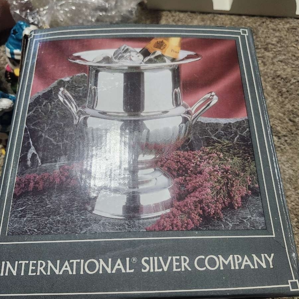 International Silver Company Ice Bucket